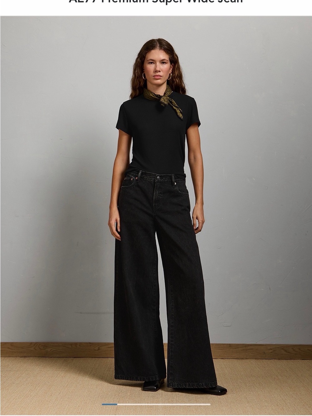 AE77 Premium SuperWide Black Jeans - Women